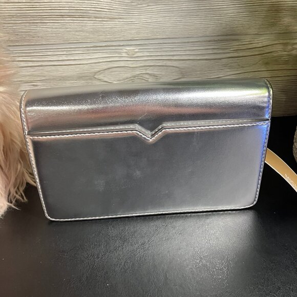 NWT Michael Kors Silver Handbag - Picture 2 of 3